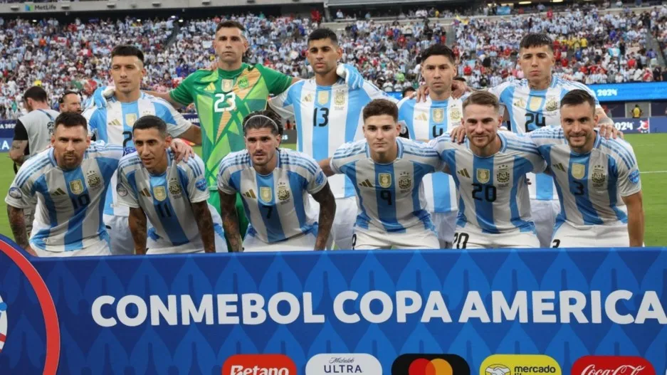 Argentina va en busca del bicampeonato ante Colombi
