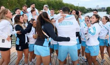 Foto entre las Leonas y los Gladiadores terminó en algo especial
