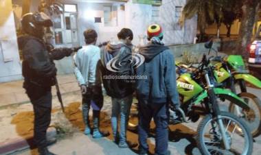 SOBRE AVENIDA LIBERTAD: Ladrones intentaron ingresar a una concesionaria y fueron atrapados