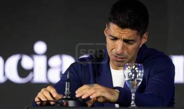 FÚTBOL INTERNACIONAL | Luis Suárez anunció su retiro de la selección uruguaya