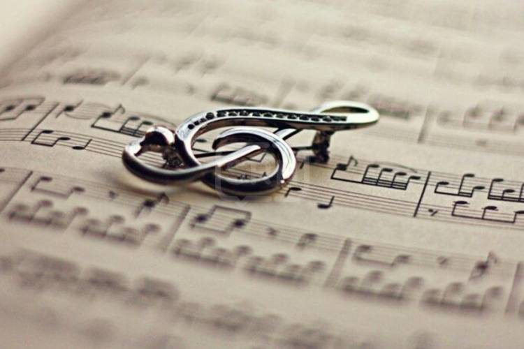 EFEMÉRIDES | LA MÚSICA: UN LENGUAJE UNIVERSAL CON ALMA CORRENTINA