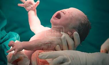 NACIÓ EL PRIMER BEBÉ DE UN ÚTERO TRASPLANTADO DE DONANTE FALLECIDA