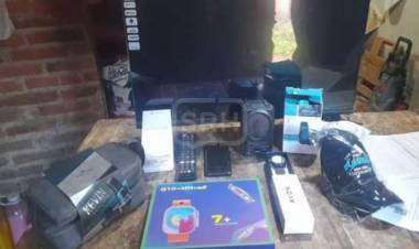 ROBARON DE UN AUTO Y LOS ATRAPARON EN HORAS