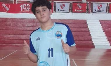 JOVEN DE 9 DE JULIO DEBUTÓ EN REGATAS CORRIENTES