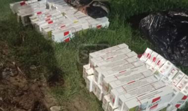 B° ESPERANZA | LOS PARARON CON 800 PAQUETES DE CIGARRILLOS ILEGALES