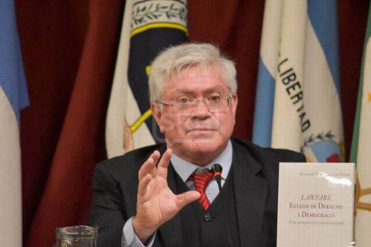 AQUINO BRITOS: “CORRIENTES NECESITA UN CAMBIO, NO MÁS FESTIVALES Y DESPILFARRO”