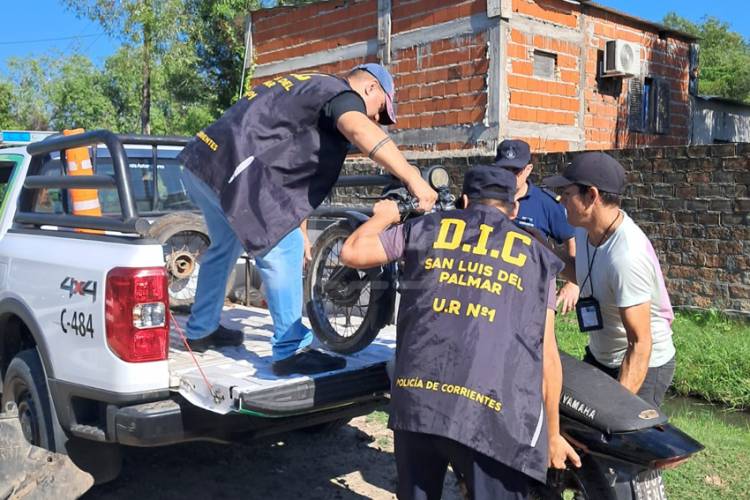 SAN LUIS DEL PALMAR | ALLANABAN POR MALTRATO ANIMAL Y ENCONTRARON MOTOS Y MOTOPARTES SOSPECHOSAS